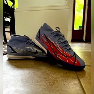 Nike Mercurial Superfly 8 Academy Mens 10.5 Indoor Soccer Shoes